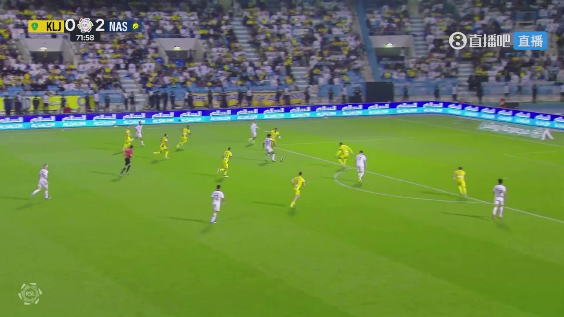 马马尔达什维利9分钟两连扑 出击解围后极限归位封吊射