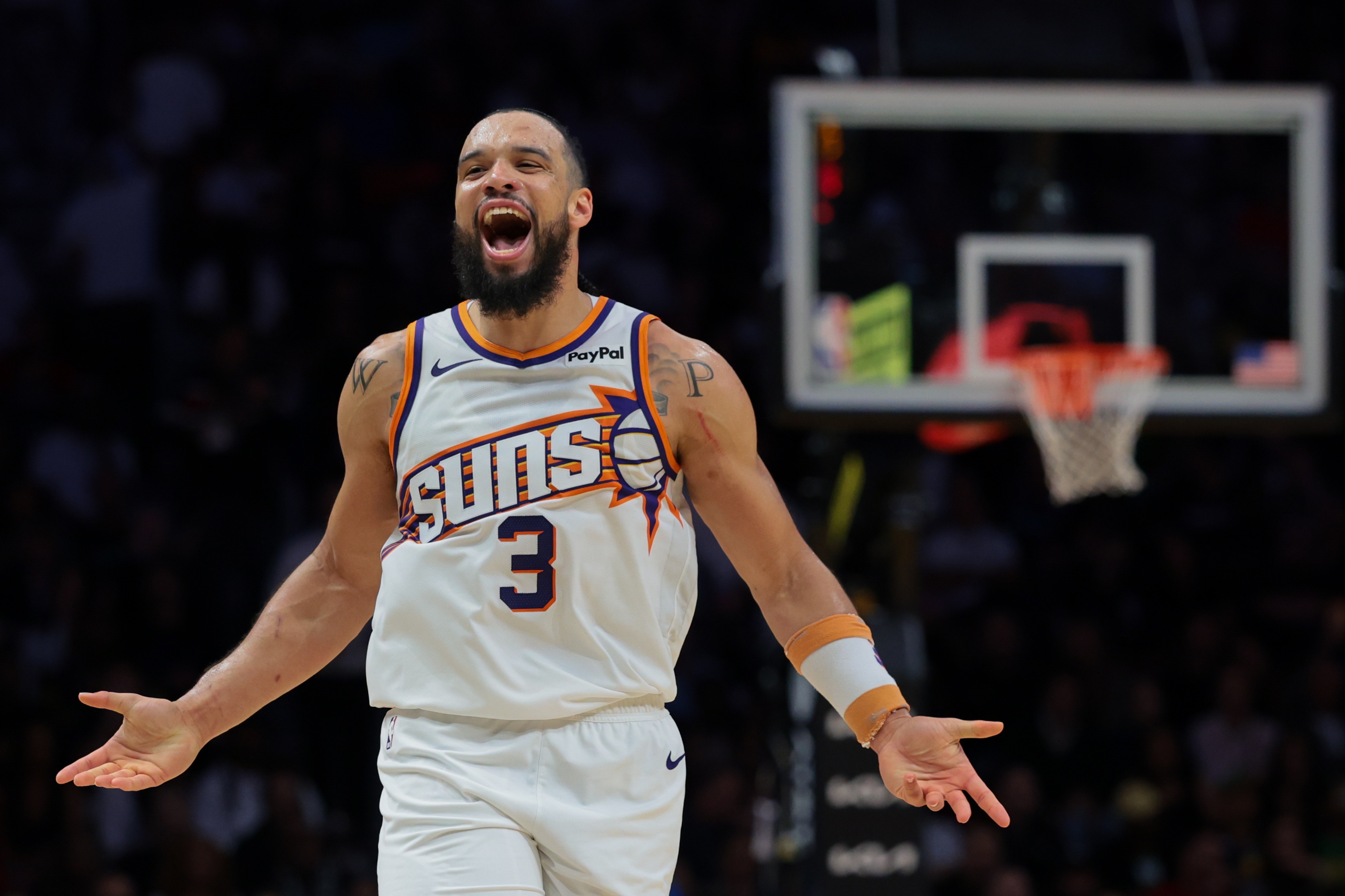 勇士逆转快船锁定附加赛次轮 追梦狄龙季后赛交手记录更新