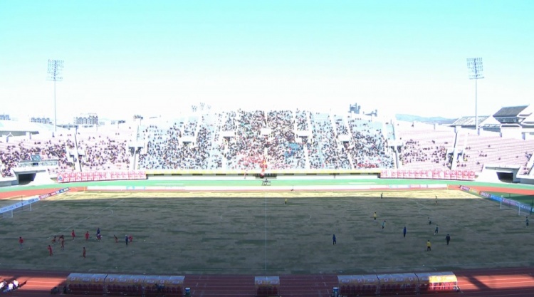 延边主场草皮质量未达标准 东北气候影响持续显现