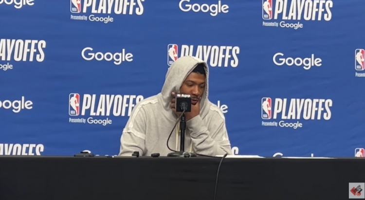 斯玛特：6次失误不可接受，湖人必须打出绝望感