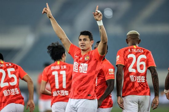 归化国脚两周期仅存一人，17亿投入换6球