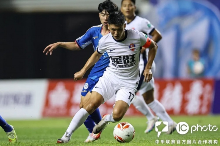 冯刚任意球破门，梅州客家1-0险胜石家庄功夫止连败颓势