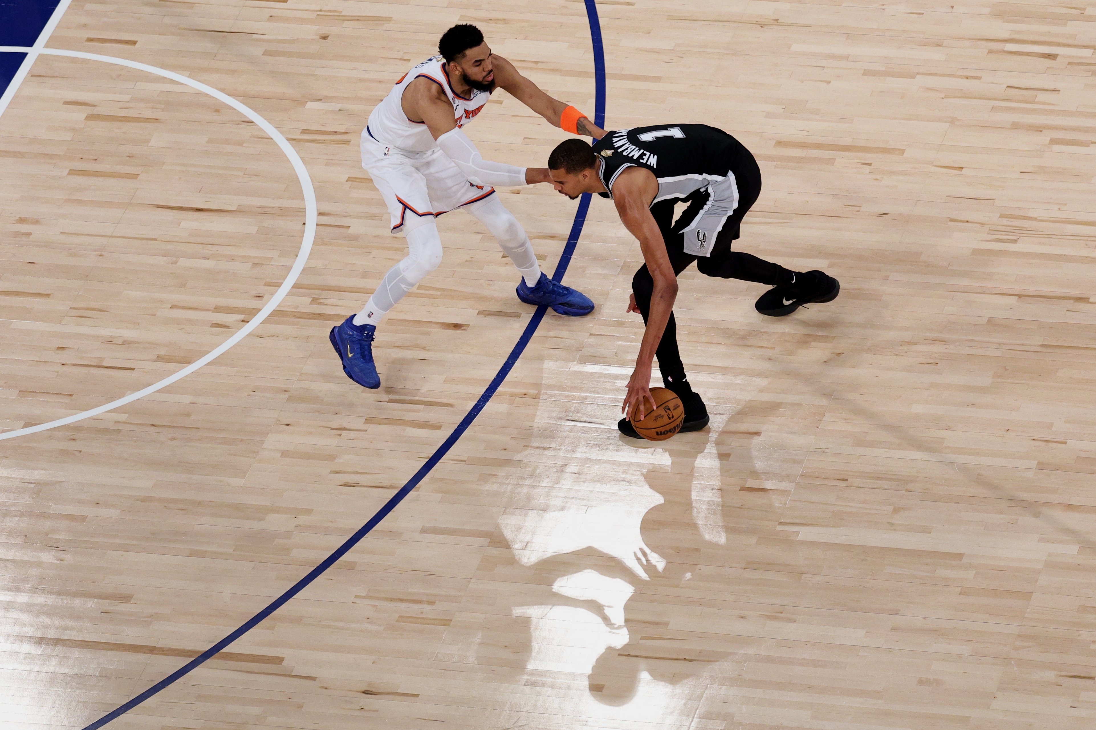 追梦：文班亚马脏动作本应累计两场停赛，NBA选择性宽恕合理